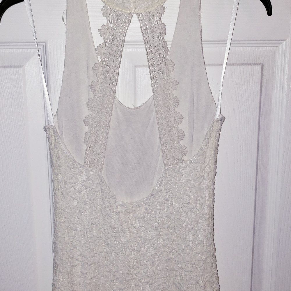 Dress - Picture 2 of 5